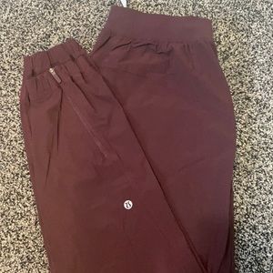 Lululemon joggers